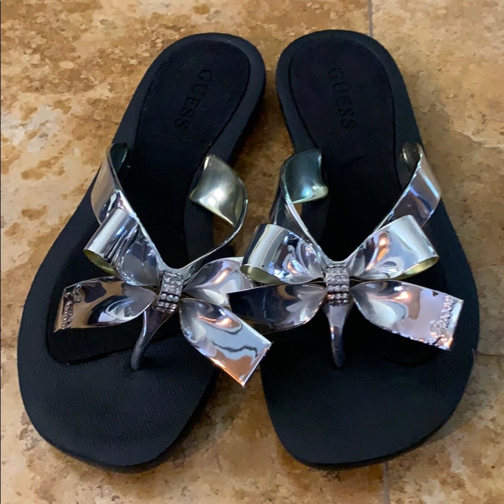 GUESS “bow” sandal Chrome